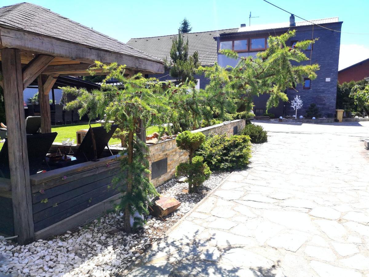 Aspen Villa Kamenny Ujezd  Exterior photo
